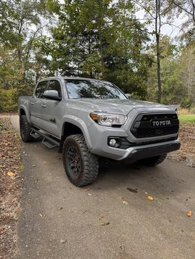 2020 Toyota Tacoma SR5