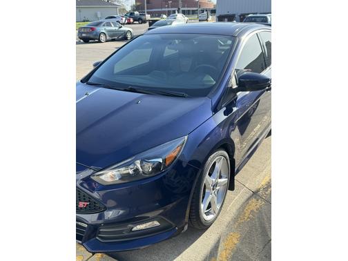 2017 Ford Focus ST Base