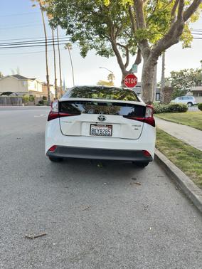 White 2019 Toyota Prius L