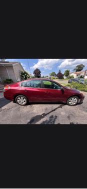 Red 2012 Nissan Altima 2.5 S