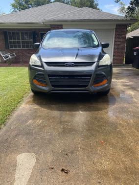 2016 Ford Escape S