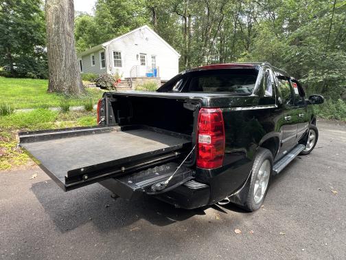 2013 Chevrolet Avalanche LTZ