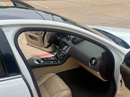 White 2017 Jaguar XJ XJ R-Sport