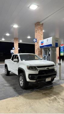 White 2021 Chevrolet Colorado LT