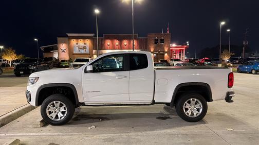 White 2021 Chevrolet Colorado LT