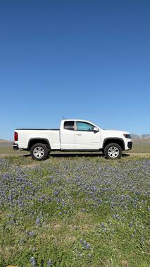 White 2021 Chevrolet Colorado LT