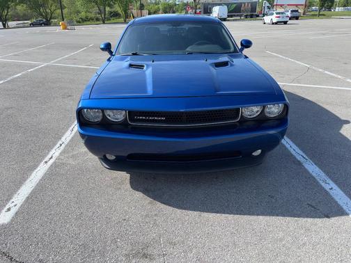 Blue 2012 Dodge Challenger SXT