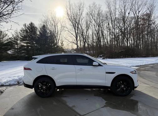 2023 Jaguar F-PACE P250 S