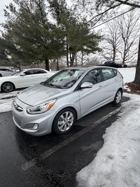 2014 Hyundai Accent SE