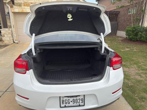 White 2014 Chevrolet Malibu 1LS