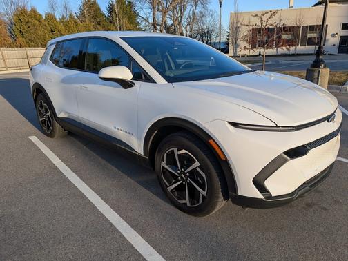 2025 Chevrolet Equinox EV LT