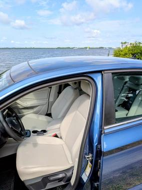 Blue 2020 Volkswagen Jetta 1.4T SE