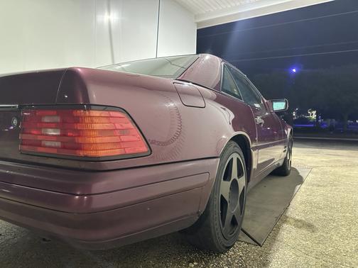 Red 1998 Mercedes-Benz SL-Class SL500 Roadster
