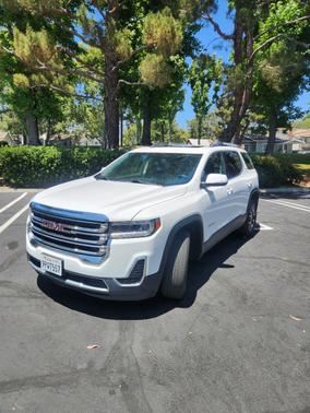 White 2020 GMC Acadia SLE
