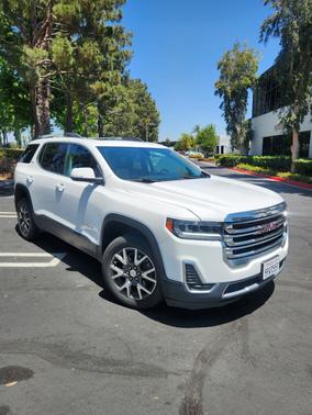 White 2020 GMC Acadia SLE
