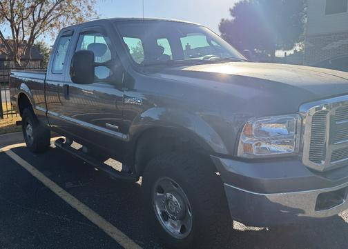 2006 Ford F-250 XLT SuperCab Super Duty
