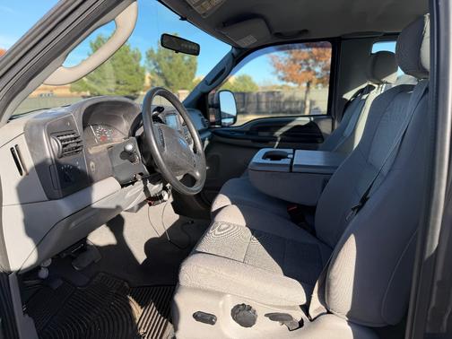 2006 Ford F-250 XLT SuperCab Super Duty