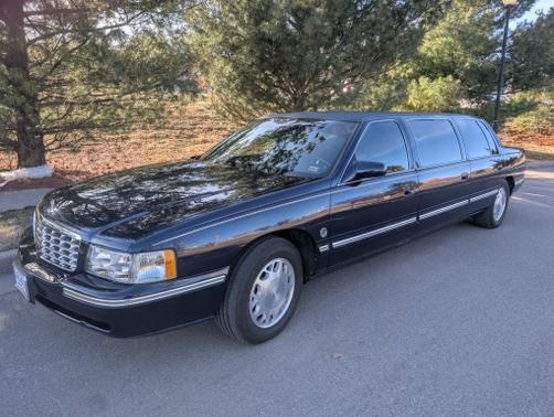1999 Cadillac DeVille Base