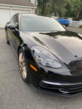 Black 2020 Porsche Panamera 4 E-Hybrid 10 Years Edition
