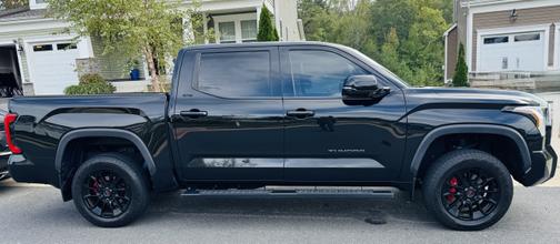2022 Toyota Tundra SR5