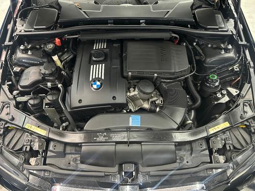 Black 2009 BMW 335 i xDrive