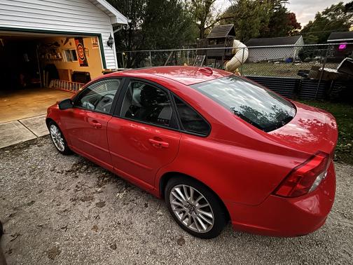 2010 Volvo S40 2.4i