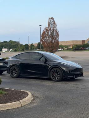 Black 2022 Tesla Model Y Performance
