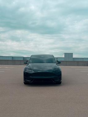 Black 2022 Tesla Model Y Performance