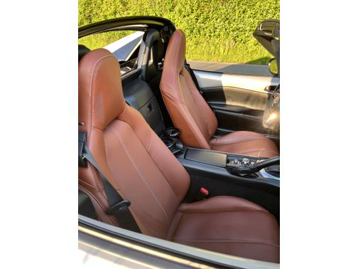 2022 Mazda MX-5 Miata RF Grand Touring