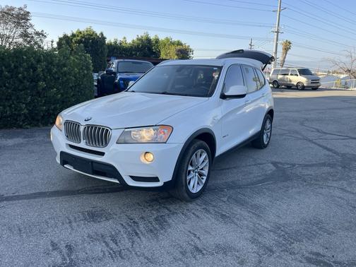 White 2013 BMW X3 xDrive28i