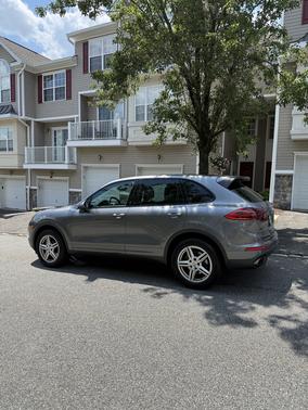 Gray 2017 Porsche Cayenne Cayenne