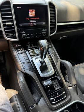 Gray 2017 Porsche Cayenne Cayenne