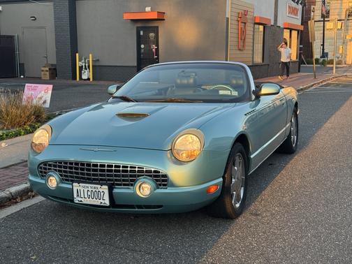 2002 Ford Thunderbird Premium