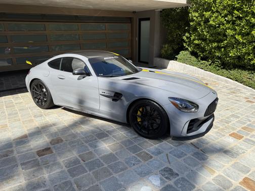2019 Mercedes-Benz AMG GT R