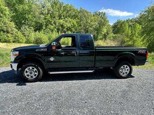 Green 2013 Ford F-350 XLT