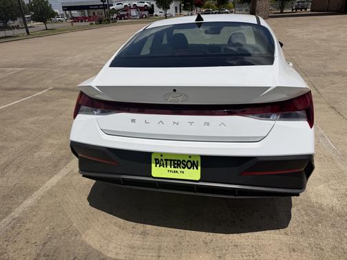 White 2024 Hyundai ELANTRA SEL