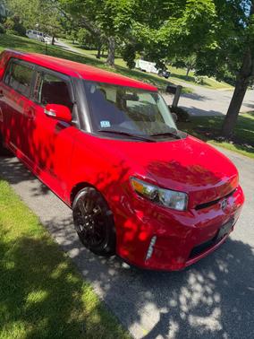 Red 2014 Scion xB Base