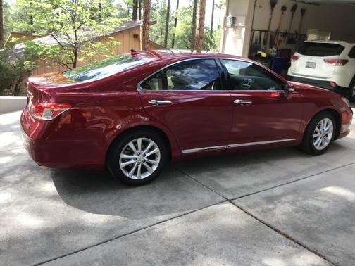 Photo 4 of 9 of 2010 Lexus ES 350 Base