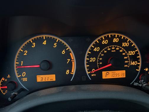 2010 Toyota Corolla LE