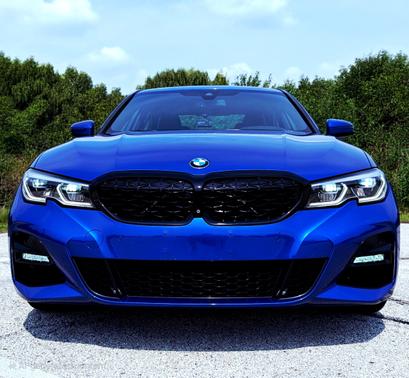 2019 BMW 330 i xDrive