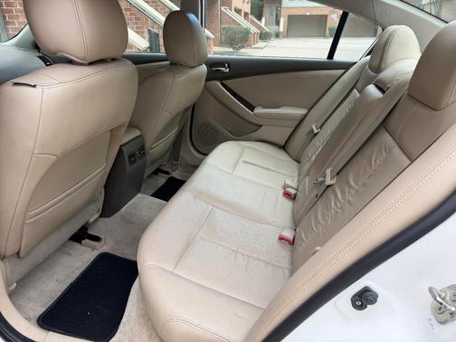 White 2012 Nissan Altima 2.5 SL