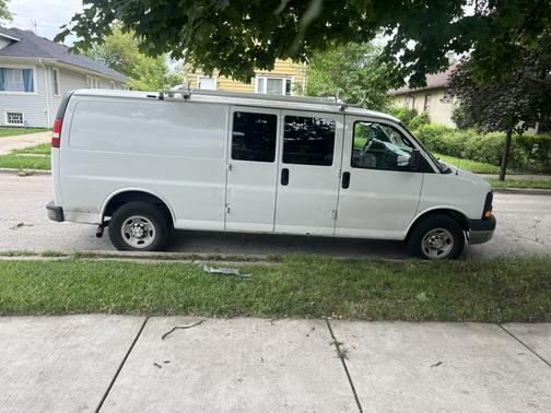2014 Chevrolet Express 2500 Work Van