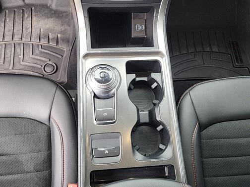 2022 Ford Edge ST-Line