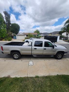 Silver 2006 Chevrolet Silverado 2500 LT H/D Crew Cab