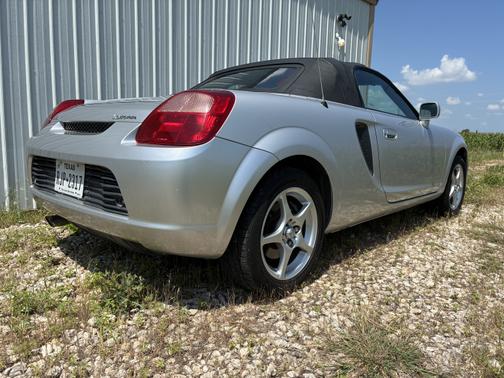 2000 Toyota MR2 Spyder