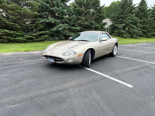 2002 Jaguar XK8 Base