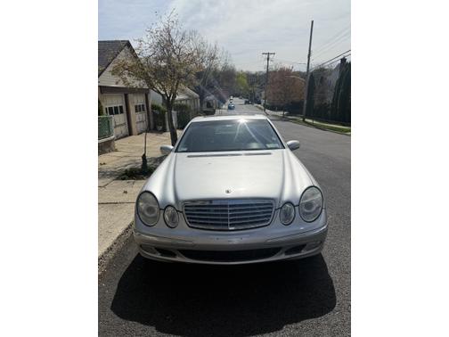 2005 Mercedes-Benz E-Class E320