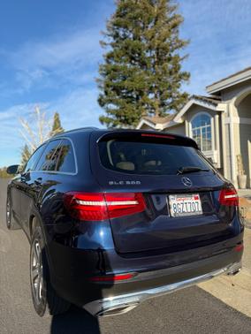 2019 Mercedes-Benz GLC 300 Base