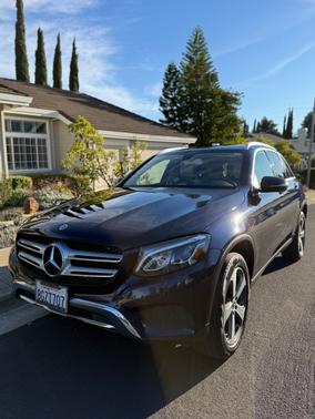 2019 Mercedes-Benz GLC 300 Base