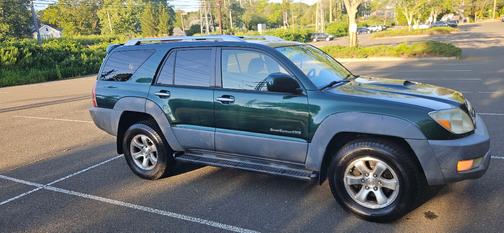 Green 2003 Toyota 4Runner Sport V8
